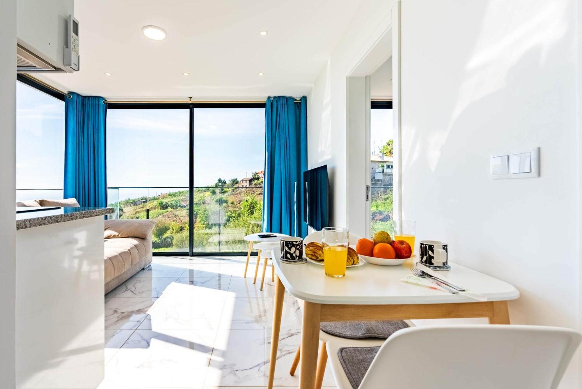 Casa Branca, Beautiful Sea View Apartment Estreito Da Calheta Exterior photo
